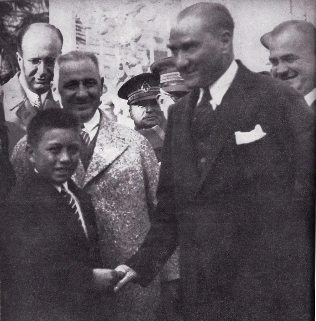 Sığırtmaç Mustafa: Atatürk ve Sığırtmaç Mustafa'nın Öyküsü